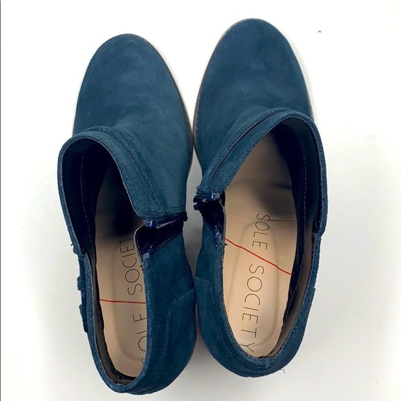 Sole Society LYRIQ Ink Blue Suede Bootie Boots Size 9 - Picture 7 of 7